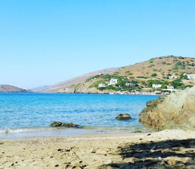 plage lotos syros