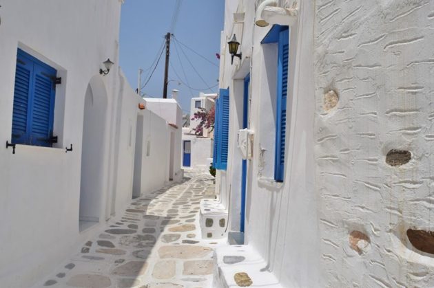 village blanc paros