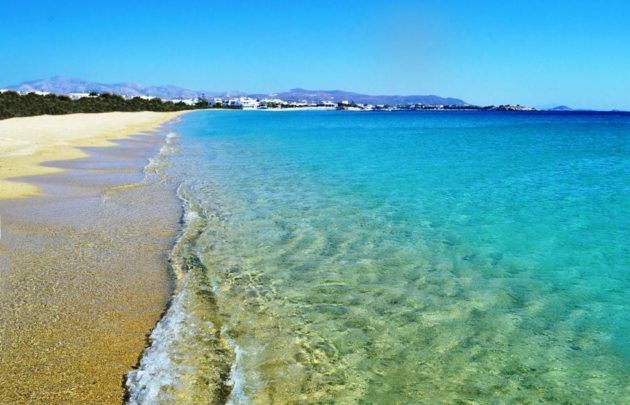 naxos ou paros plage