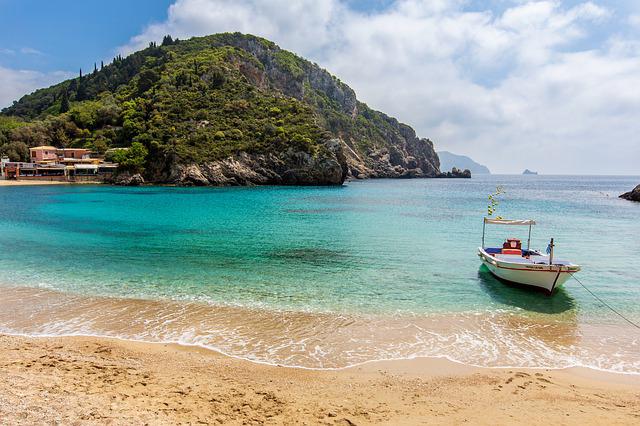 Voyage aux îles grecques à petit prix