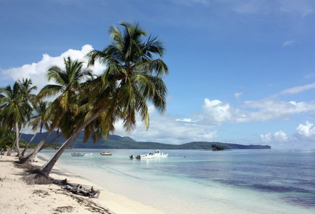 vol lyon guadeloupe pas cher
